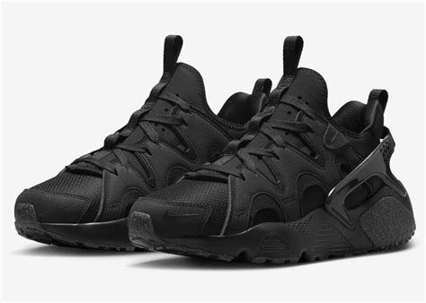 fake nike huaraches black|nike black huarache women.